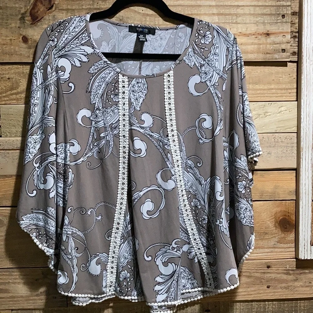 Style&Co Blouse size PM. J - Picture 2 of 11